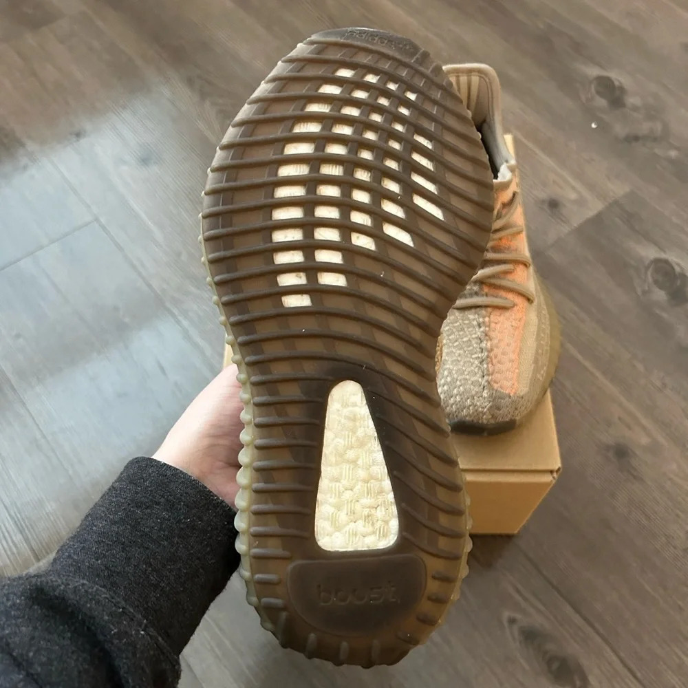Adidas Yeezy Boost 350 V2 Sand Taupe size 5 - Picture 4 of 10